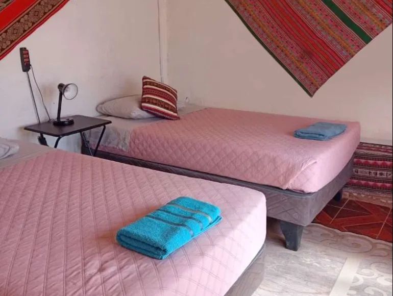 Habitación doble con baño compartido