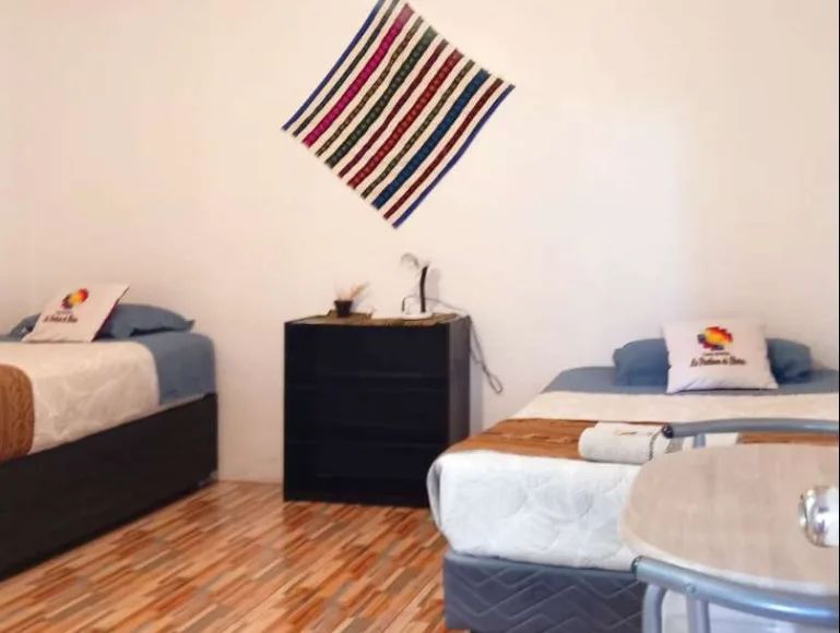 Habitación doble con baño privado